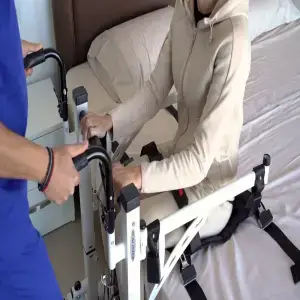 Καρέκλα Ανύψωσης Τροχήλατη Υδραυλική ESTIA IV | MOBIAK