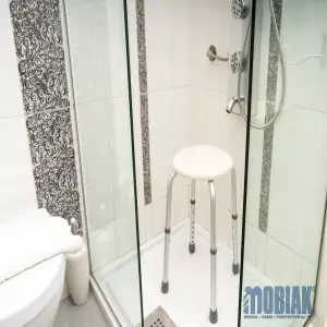 Σκαμπό Μπάνιου Στρογγυλό Ρυθμιζόμενο, 100 kg – MOBIAK