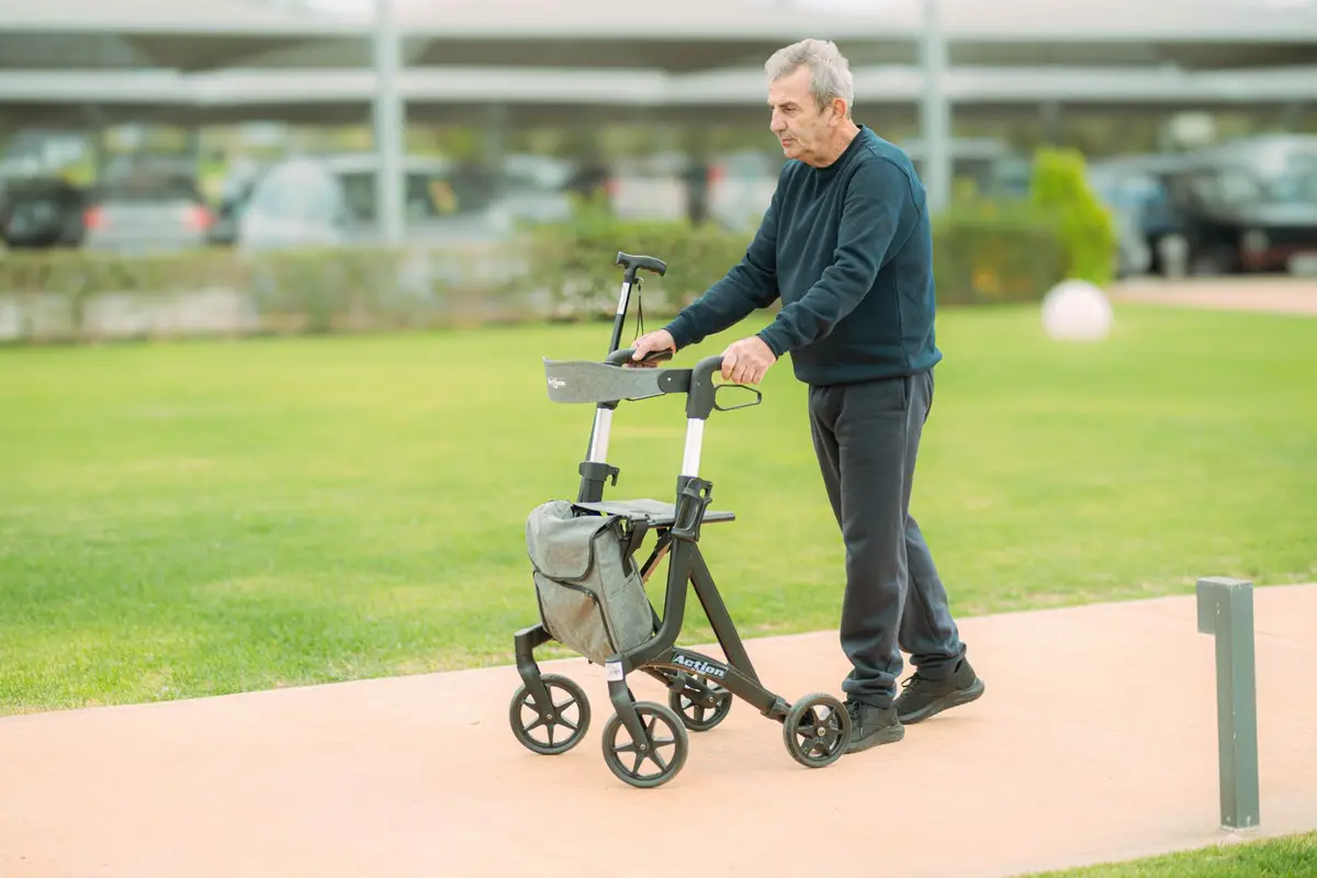 Rollator Walker Action White 136 kg – MOBIAK