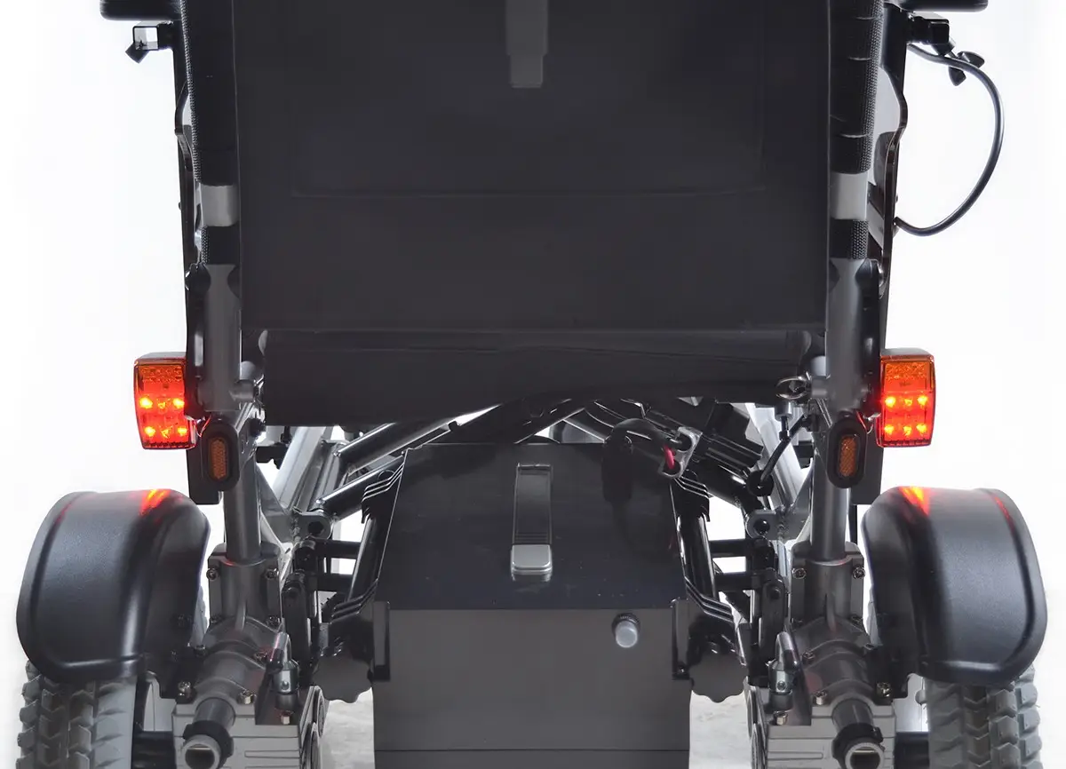 Ηλεκτροκίνητο Αναπηρικό Αμαξίδιο TITAN | MOBIAK