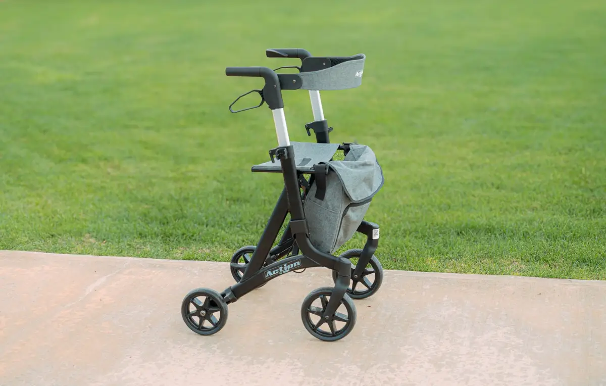 Rollator Walker Action White 136 kg – MOBIAK