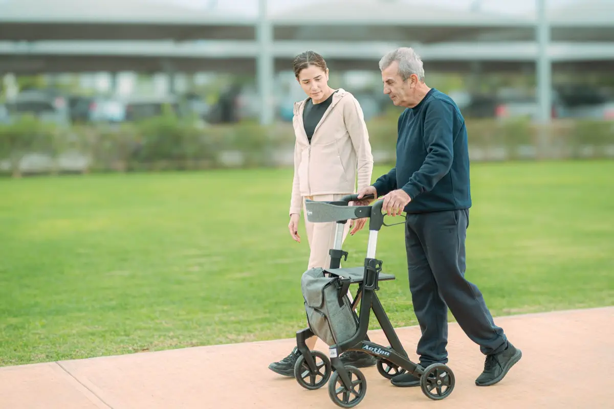 Rollator Walker Action White 136 kg – MOBIAK